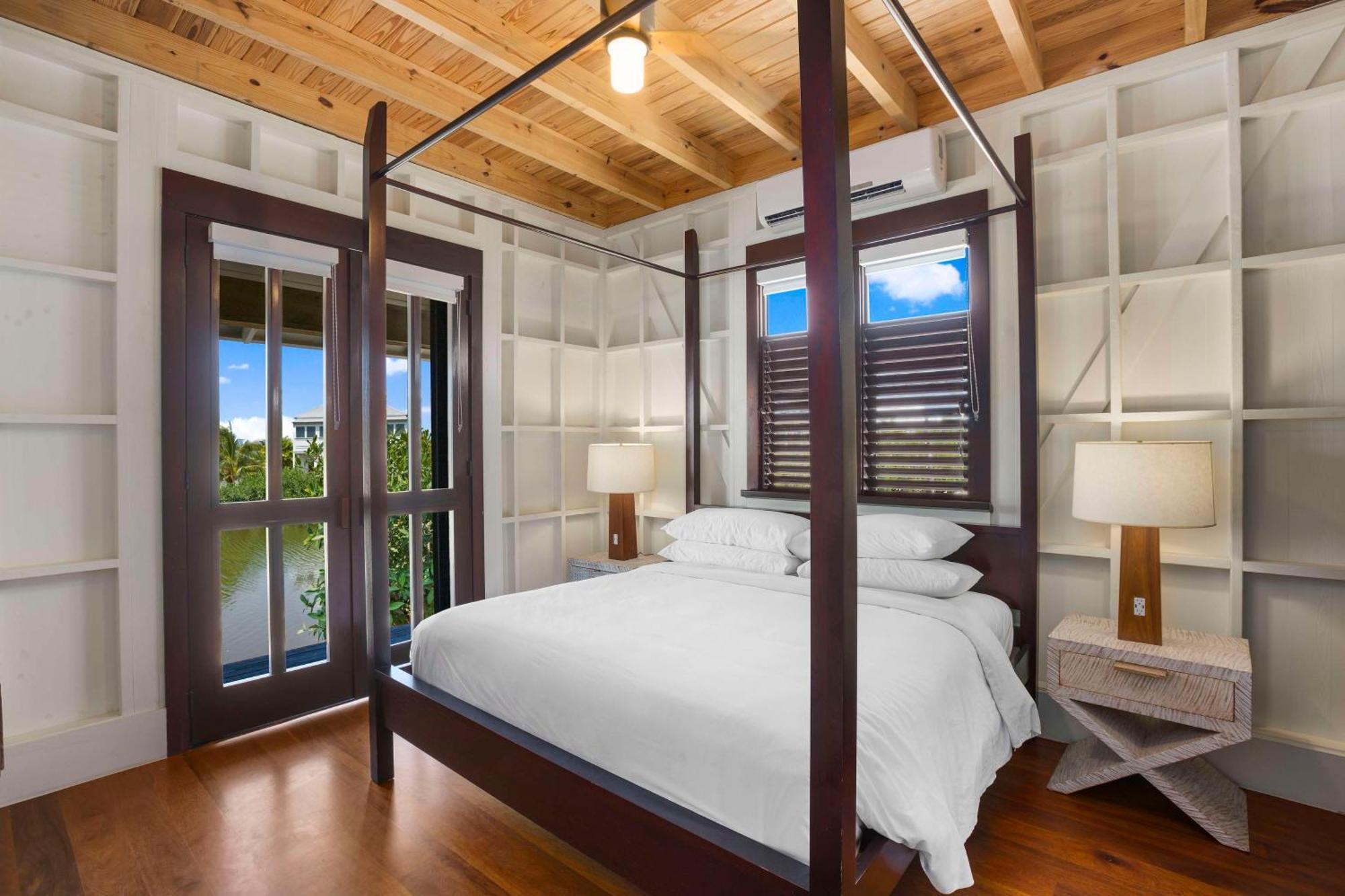 Mahogany Bay Resort And Beach Club, Curio Collection San Pedro  Exterior foto