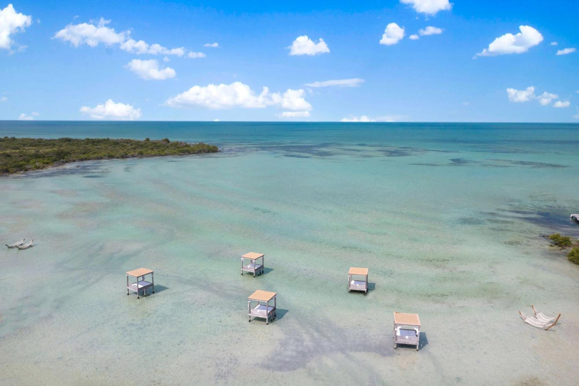 Mahogany Bay Resort And Beach Club, Curio Collection San Pedro  Exterior foto